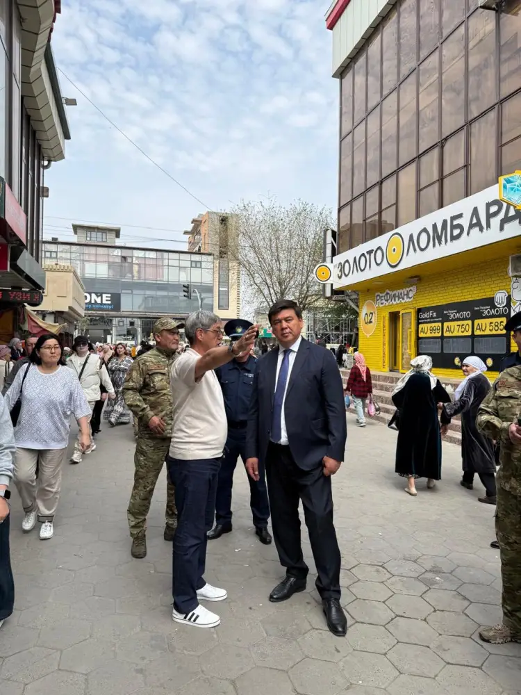 Улучшение стандартов безопасности и санитарии на рынках Туркестанской области Астане