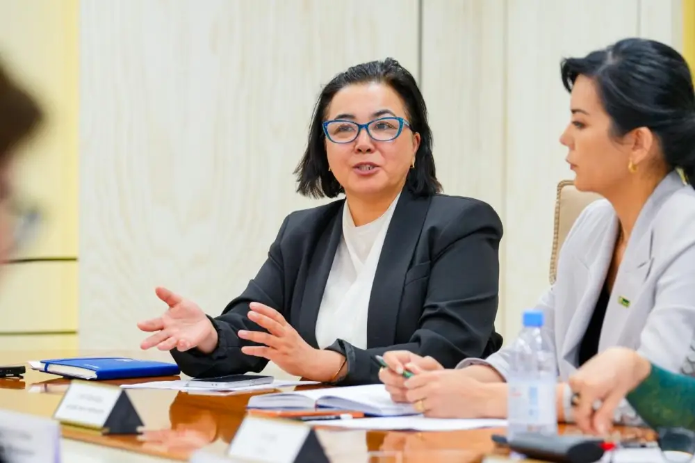 Усиление роли женщин в реализации социально значимых проектов обсудили в Астане (3)