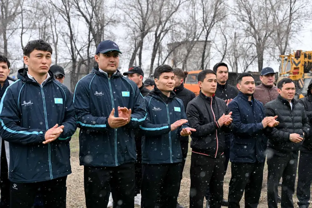 «Абайға құрмет»: в Семее заложили фундамент нового спортивного комплекса (10)