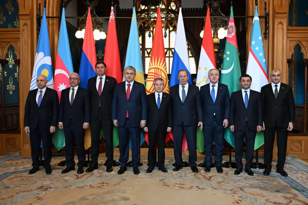 Глава МИД Казахстана принял участие в заседании Совета министров иностранных дел СНГ (4)