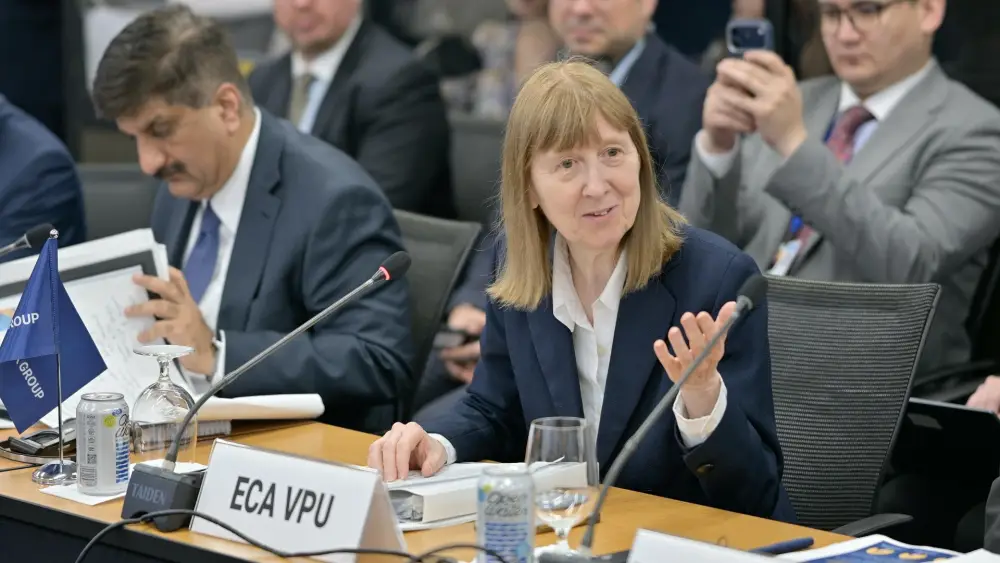 Казахстан предложил Всемирному банку провести конференцию по устойчивому экономическому росту (7)