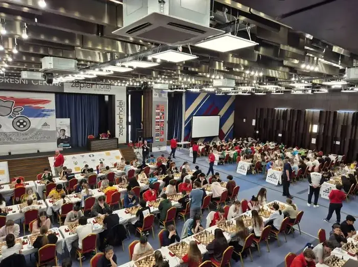 Карагандинец Даниял Сапенов стал серебряным призёром юниорского чемпионата мира по шахматам (4)