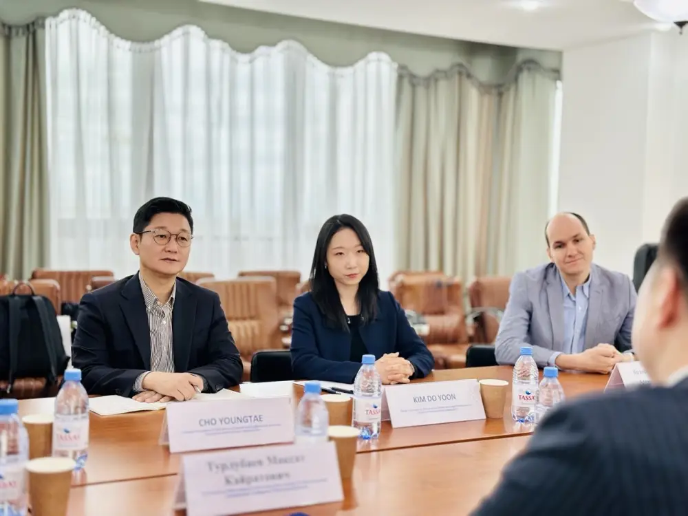 Максат Турлубаев обсудил сотрудничество с Сеульским национальным университетом (5)