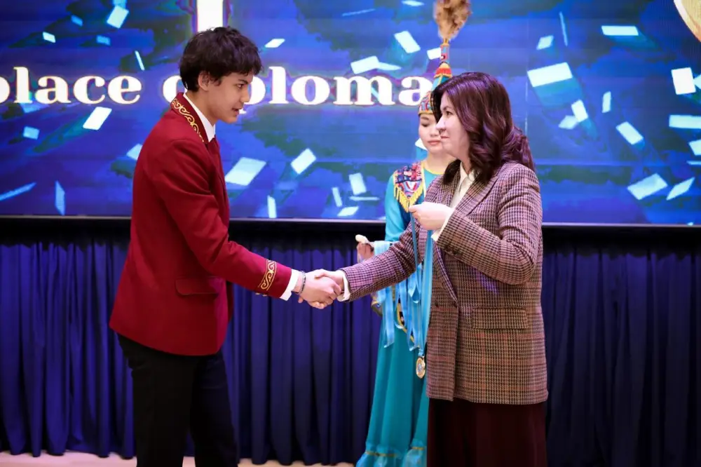 Подведены итоги международного конкурса по космическим исследованиям «Открываем мир науки» (6)