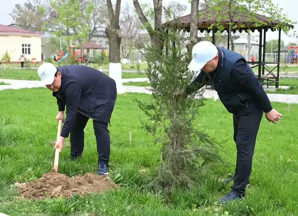 Субботник в Жетысае: активация местного сообщества и экологическая инициатива Астане