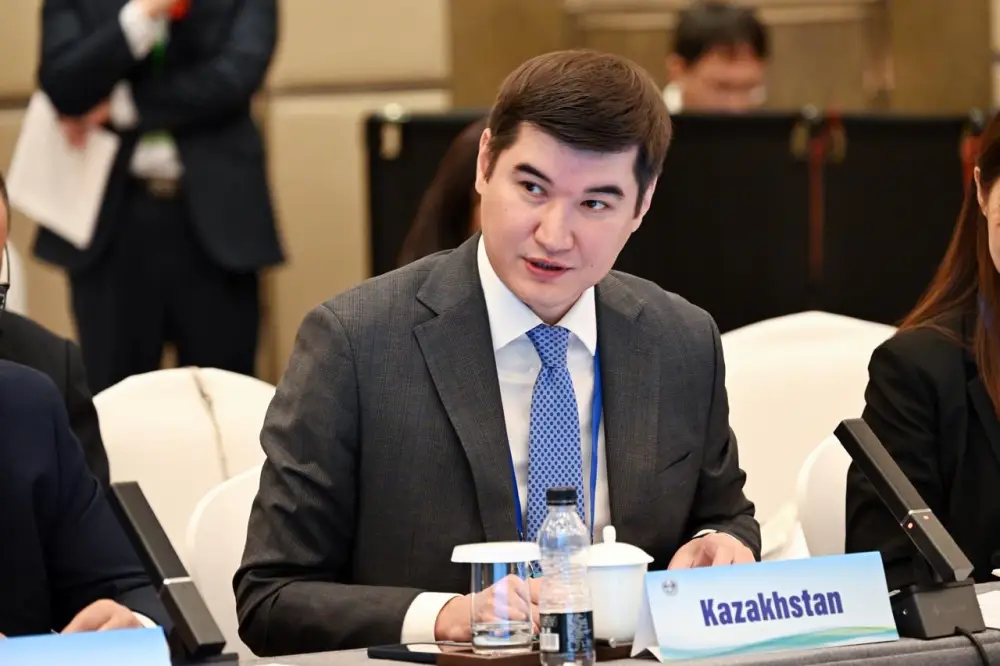 Казахстан участвует в создании Банка развития ШОС Астане