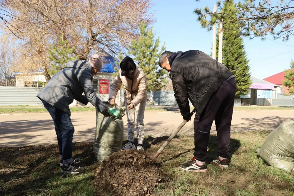 Экологическая акция "Таза аула" объединила жителей Костанайской области для очистки территорий Астане