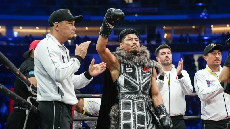 Султан Заурбек, казахский боксер с непобежденным рекордом, получил статус претендента на титул IBF во втором полулегком весе. Бой за право стать первым претендентом назначен на ближайшие месяцы. Астане