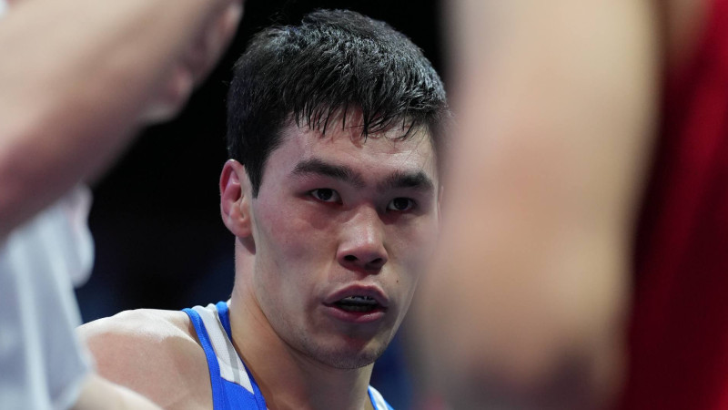 Сабыржан Аккалыков: Казахстанский сокол взмыл в финал чемпионата Азии 2026, нокаутировав соперника на ринге! Астане