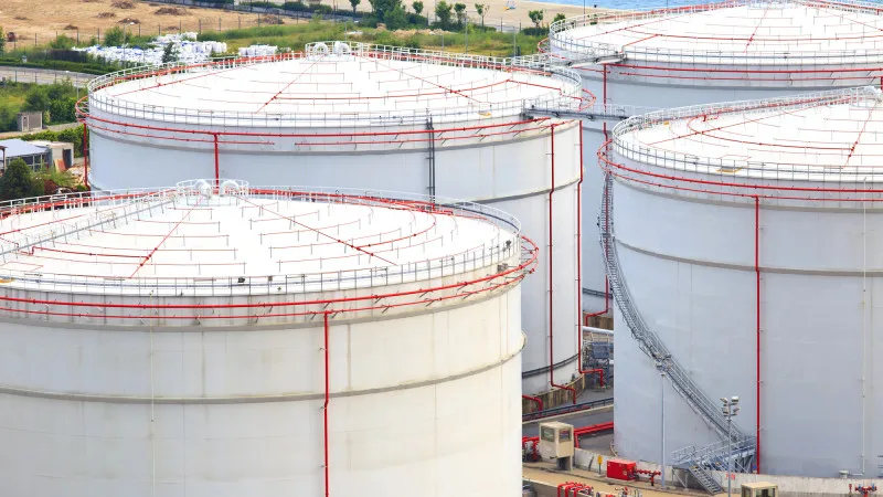 Мировые цены на нефть: Brent преодолела отметку в 115 долларов на фоне неопределенности в переговорах между США и Ираном Астане