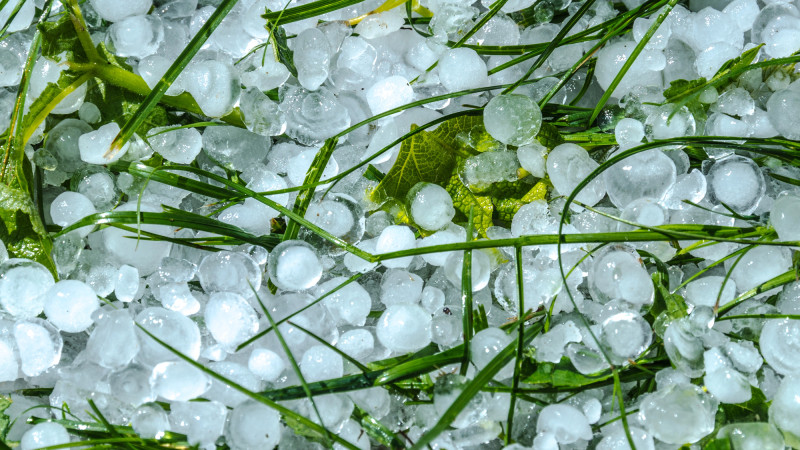 Казахстан готовится к резкому ухудшению погоды: снег и град ожидаются 11-13 апреля Астане