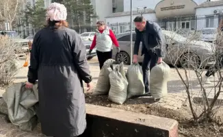 Участие театра в экологической акции подчеркивает важность заботы об окружающей среде в культурной деятельности