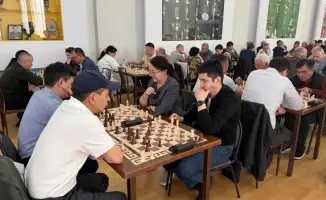 Шахматный баттл: депутаты против страсти к игре!