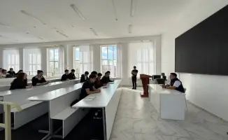 Формирование экологической ответственности среди молодежи: встреча в Уральске в рамках акции 'Таза Қазақстан'