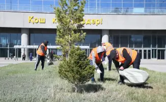 Экологическая инициатива Таза Казахстан акция по очистке города в Астане