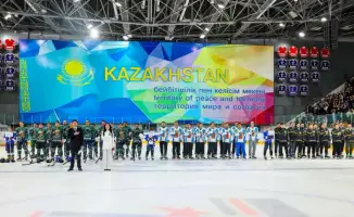 Ледовые баталии: полицейские сражаются за кубок!