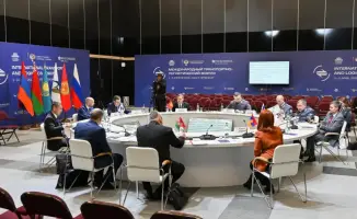 На международном форуме в Санкт-Петербурге обсуждены пути улучшения автомобильных перевозок в ЕАЭС