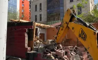 Снос по решению суда: стройка сходит на нет!