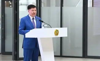 Аким Нурлыбек Налибаев встретился с молодыми госслужащими для обсуждения молодежной политики