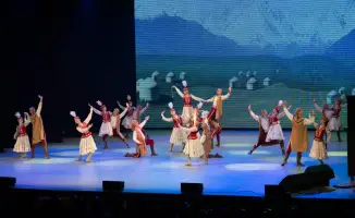 Международный фестиваль 'Танец – душа народа' в Уфе: ансамбли Казахстана и Башкортостана продемонстрировали культурное единство