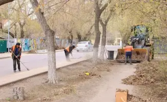 Караганда наводит порядок: улицы под метлой генеральной уборки