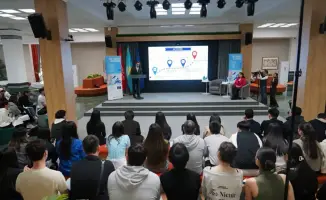 Артур Ластаев: Обсуждение формирования правовой культуры в образовательной среде на лекции в Maqsut Narikbayev University