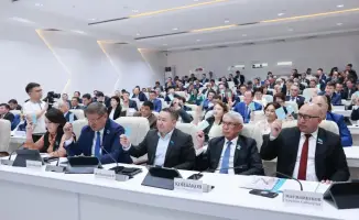 Ербол Карашукеев: мост между обществом и социальной поддержкой на сессии маслихата