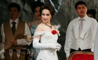 Показ оперы Травиата в Астана Опера с Марией Мудряк и Жоэлем Прието