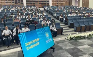 Обсуждение киберпреступности и мошенничества на встрече студентов в Медицинском университете "Астана"