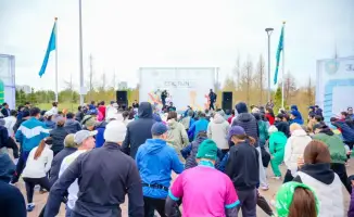 Стартовал летний беговой сезон «Esil RUN» в Астане с участием 1500 бегунов