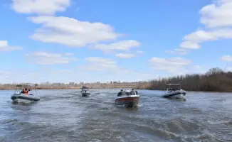 На реке Есиль: спасатели наготове к вызовам!