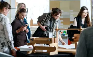 Казахстанские реставраторы на VIII Международном семинаре по реставрации документов в Москве