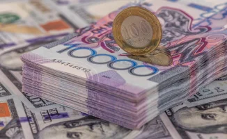 Курс доллара на KASE: резкое ослабление тенге на фоне событий на Ближнем Востоке