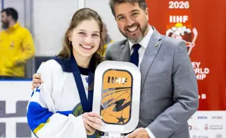 Казахстанская женская хоккейная команда: бронзовые мечты сбываются на мировом льду