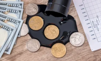 Обвал цен на нефть более чем на 10%: как новости об Ормузском проливе могут повлиять на экономику и жизнь людей