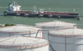 Рост цен на нефть: последствия для потребителей и экономики на фоне срыва переговоров между Ираном и США