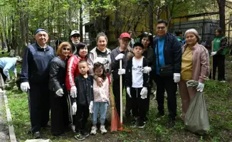 Субботники в Алматы: участие горожан в уборке и озеленении города