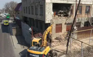 Снос здания в Алматы: закон или незаконность?