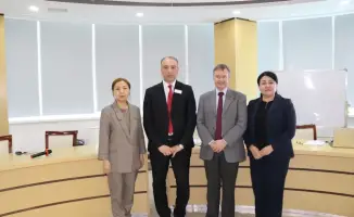 Сотрудники КМФК и НЦЭЛС завершили обучение по оценке аналитических методов для контроля качества лекарств