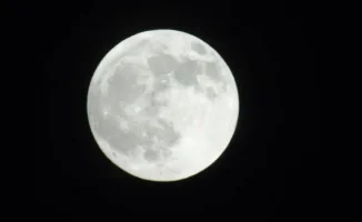 Казахстанцы станут свидетелями редкого астрономического явления: два полнолуния в мае