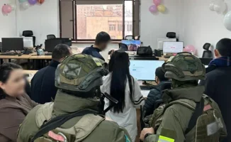 Сотрудники Комитета национальной безопасности (КНБ) Казахстана провели операции в Астане и Алматы, в ходе которых была выявлена преступная группа, подозреваемая в незаконном сборе и распространении данных казахстанцев.