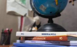 Четвёртая реформа школьных учебников в Казахстане: как изменения повлияют на образовательный процесс и подготовку будущих специалистов