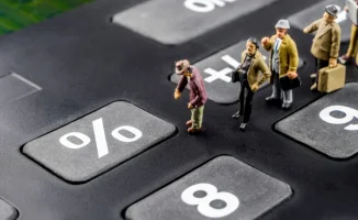 Депутат Азат Перуашев предложил уравнять налоговые ставки в регионах Казахстана, вернувшись к вопросу о единых ставках специального налогового режима (СНР) на всей территории страны.