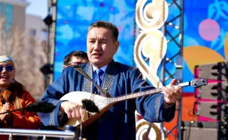 Чиновники Казахстана в марте: праздники, страдания и деятельность