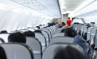 Четыре врача объединили усилия, чтобы спасти пассажира на рейсе из Актау в Астану