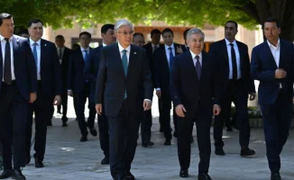 Токаев и Мирзиёев укрепляют культурные связи: визит к мавзолею Бахауддина Накшбанди в Бухаре