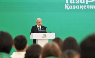 Токаев ужесточает наказание за жестокое обращение с животными в рамках 'Таза Қазақстан'