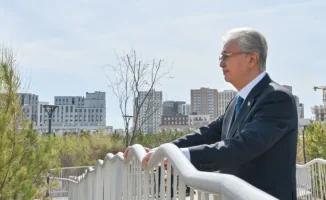 Токаев присоединился к республиканской экологической акции "Таза Қазақстан"