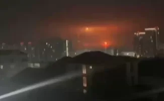 В Новороссийске из-за атаки украинских дронов пострадали восемь человек, поврежден нефтеналивной терминал 'Шесхарис'.