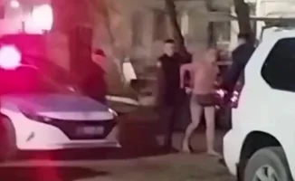 Нож в руках, а разум на распутье: Астана стала свидетелем шокирующего инцидента на детской площадке